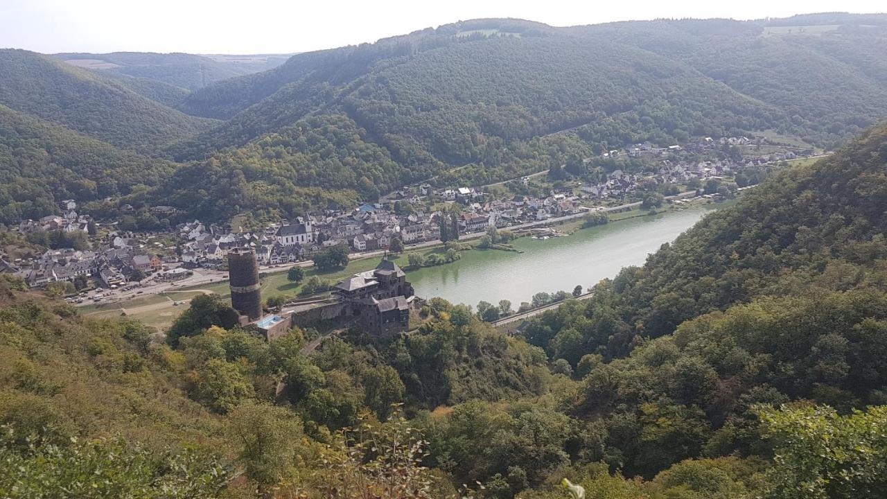 Ferienhaus Leopold Mit Burgblick An Der Mosel Burgen  Buitenkant foto