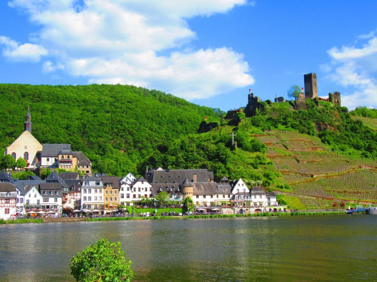 Ferienhaus Leopold Mit Burgblick An Der Mosel Burgen  Buitenkant foto